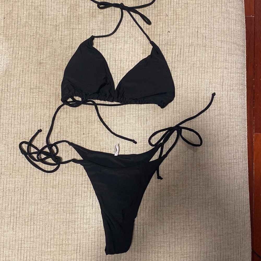 Triangle bikini